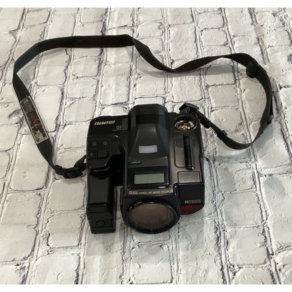 Ricoh Camera Mirai Zoom 35-135 mm Macro Film Camera “Untested”